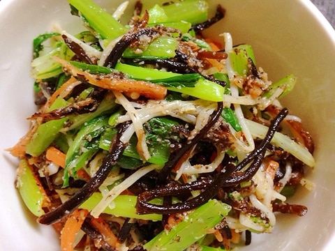 レンジで簡単!鉄分いっぱい!ひじきの胡麻和え